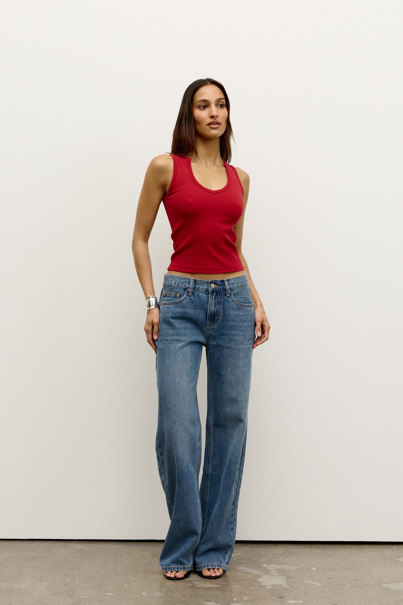Devon Tank in Red – Top