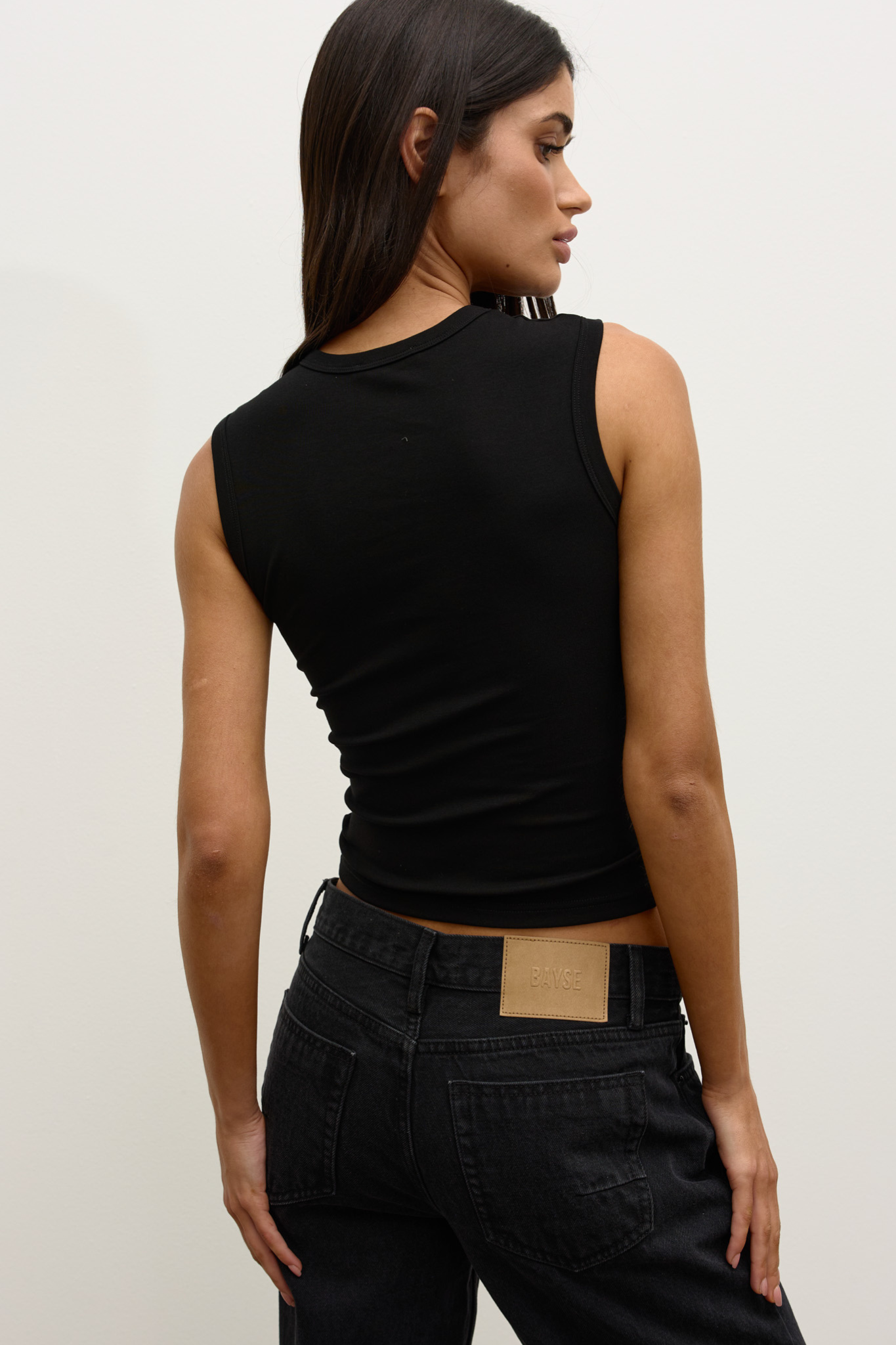 Regan Top in Black – Top